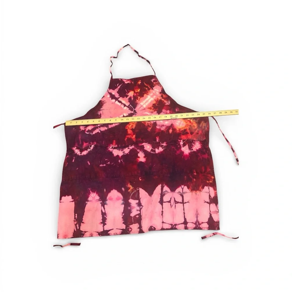 Vibrant Tie-Dye Apron in Pink and Red - Picture 4 of 4